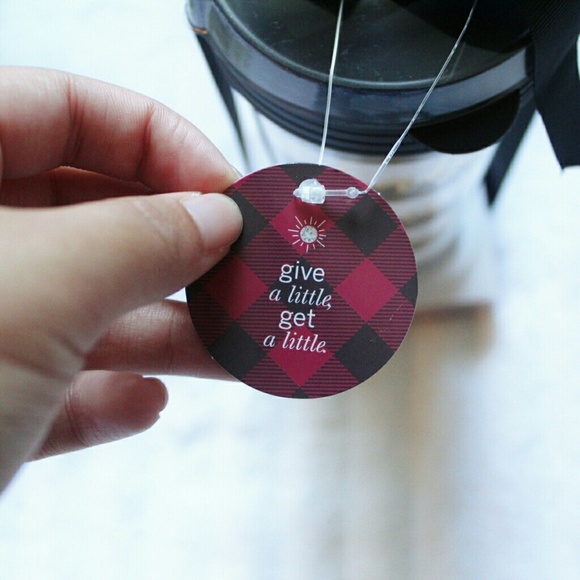 "Baby It's Cold Outside" Insulated Cup Gift Set - Picture 5 of 5